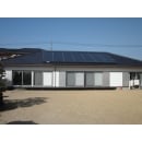 震災により屋根替えを提案し、今後のことを考えて太陽光発電の設置を希望されました。