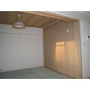 和室は畳を表替し、押入は襖からクローゼット折戸へ。