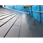 ガルバリウム鋼板重ね葺きで美しい仕上がりに雨漏り・雨音対策も