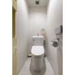 TOTOピュアレストQR、トイレの内装も新しくして明るくスッキリしたデザインになりました。