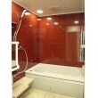 《After》
壁の色も斬新な色となり、段差もなくより快適な浴室空間へ