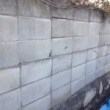 【施工前】経年劣化でブロック塀に亀裂が入り、危険な状態でした。