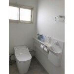 手洗いカウンター新設、節水型トイレへ入替え！