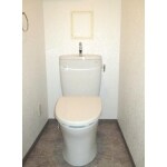 内装を含めトイレを一新