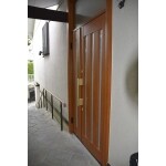 ランマ付の親子ドアで明るい玄関になりました！