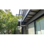 木製→アルミ製バルコニーへ