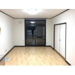 壁紙交換と床材張り替えで、簡単リフォーム！