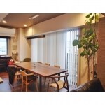 シックな雰囲気のダイニング