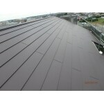 屋根を軽量化して耐震性を向上