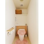 明るく温かみのあるトイレ空間へ