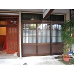 店舗玄関、作業部玄関
