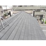 化粧スレート屋根（コロニアル）の上に高耐久屋根を重ね葺き