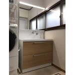 間口がワイドになって快適洗面化粧台