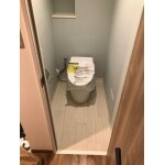 タンクレスで広いトイレになりました。