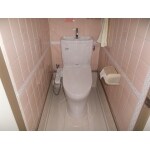 床貼り替えとトイレ一式交換いたしました。