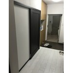色を変えて明るい廊下に！