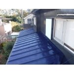 下屋根トタンも塗装でリニューアル。