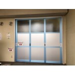 間口広げ大きい引き戸にしました