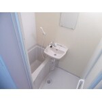 3点ユニットバスから2点へ。トイレを独立。