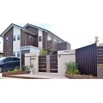 建物との調和を考えたセミクローズ外構