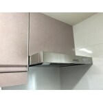 奥まで広々キッチンで収納力アップ！