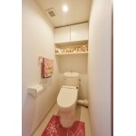 清潔感あふれるトイレ空間
