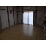 畳の和室をプリントタイル貼りの洋室に