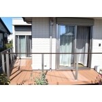 生活動線をつなぐ、ウッドデッキのある外構