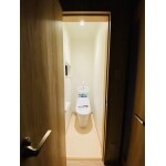 観光名所に並ぶ長屋のリノベーション
