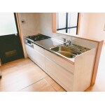 家族との会話が広がる対面キッチン