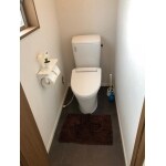 トイレは内装で落ち着いた雰囲気に