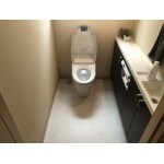 トイレ交換で快適に！内部改修工事！