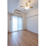 お好みの壁紙でお部屋の印象をチェンジ