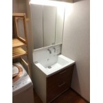 あえてサイズを小さくした洗面化粧台