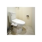 白を基調とした清潔感のあるトイレリフォーム