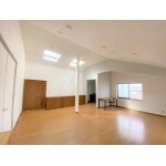 クロス張り替えにより全体的に明るいお部屋に