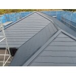 化粧スレート屋根の塗装工事　塗装の際には縁切りが大切です