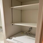収納棚を設置