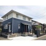 外壁のメンテナンスとともに外観カラーも一新。