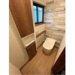 トイレ入れ替え　内装工事