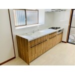 古いキッチンから使い勝手抜群のシステムキッチンへ