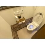 漏水したタンクレストイレを交換しました！
