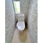 オシャレなトイレ空間に変わりました。