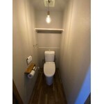 落ち着いた雰囲気のトイレを実現