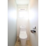 【新築】明るいトイレです