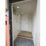 リビングの片隅を玄関ホールに