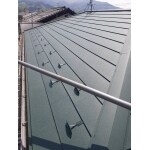 秩父市にて、ガルバリウム鋼板材の屋根カバー工事
