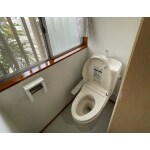 新しいトイレでお掃除も流れも快適に！