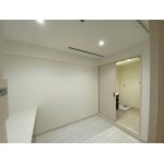 キッチンから使い勝手の良い家事室へ