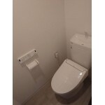メーカーを揃え一体感のあるトイレ